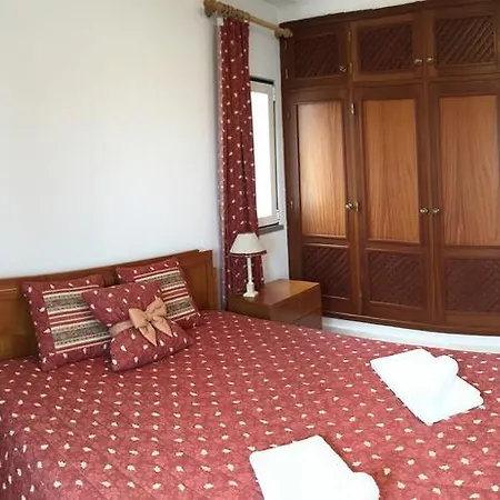 Refuge Holiday Homes Montechoro *